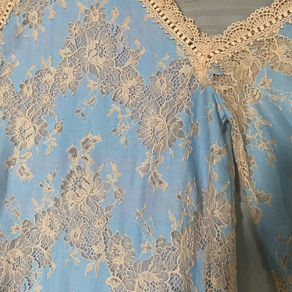 Vici Cold Shoulder Lace Top With Bell Sleeves - Picture 3 of 6